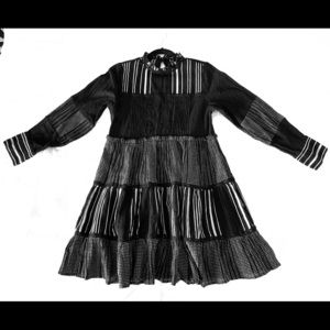 Zara Black & White Textured Long Sleeve Dress